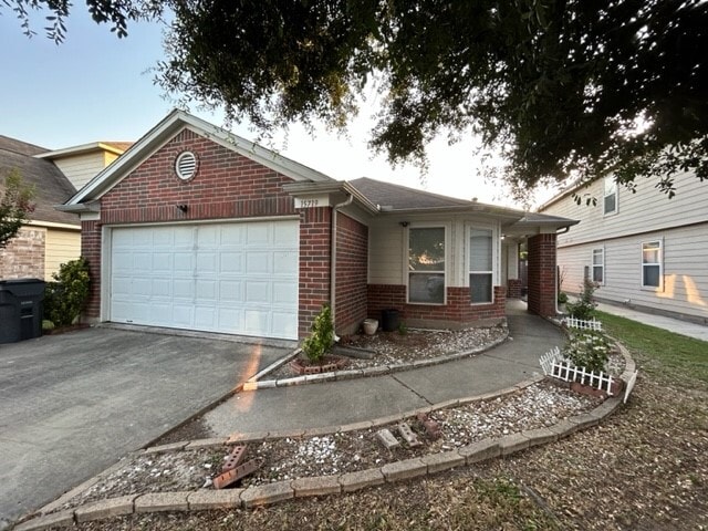 Foto del edificio - 15719 Wisteria Hill St