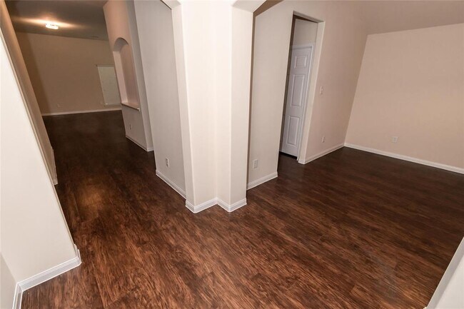 Foto del edificio - 29651 Clover Shore Dr