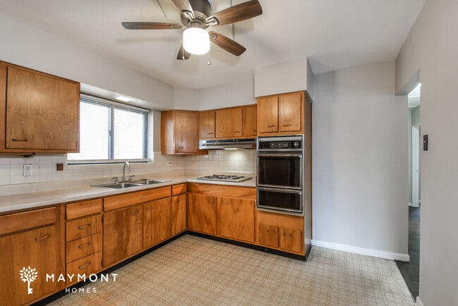 Building Photo - 255 Paul Ave