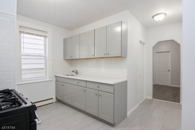 Building Photo - 279 Belmont Ave