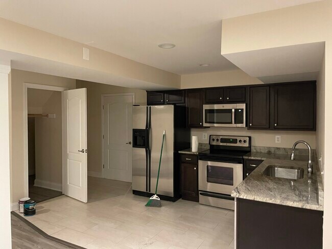 Kitchen and closet on the left side - 4898 Sunset Ln