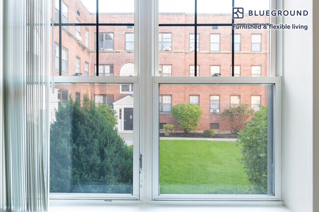 Foto del edificio - 266 Harvard St