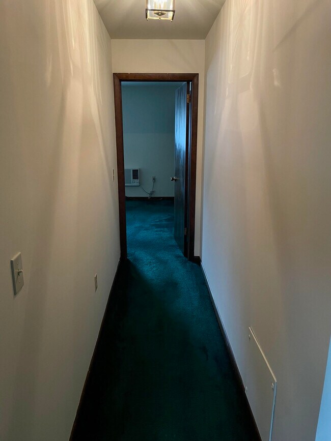 Hall - 411 Davis St