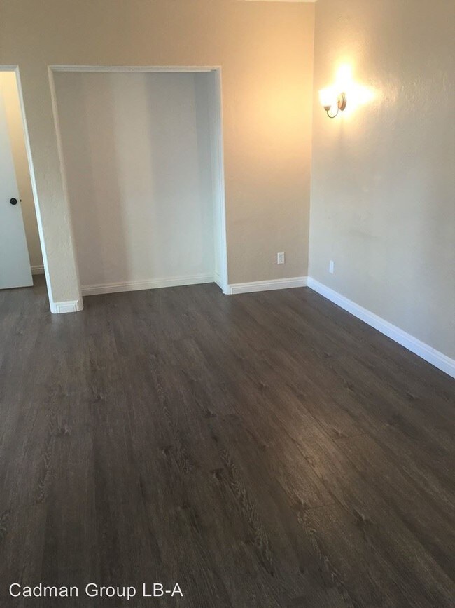 Foto del edificio - 230 E 12th St