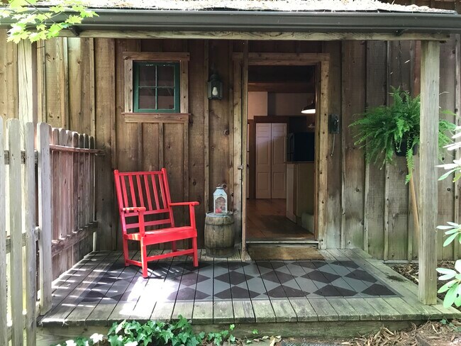 front porch - 1000 Washington Ave