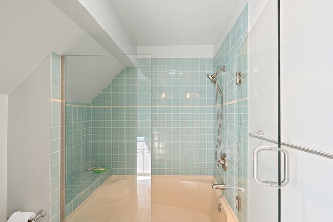 Foto del edificio - 3418 NW Vaughn St