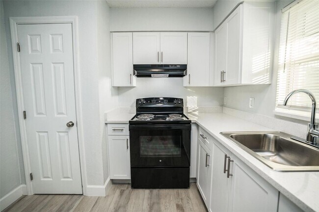 Foto del edificio - 11314 N 52nd St