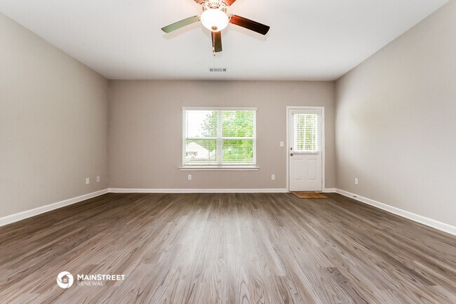 Building Photo - 135 Ashley Trace