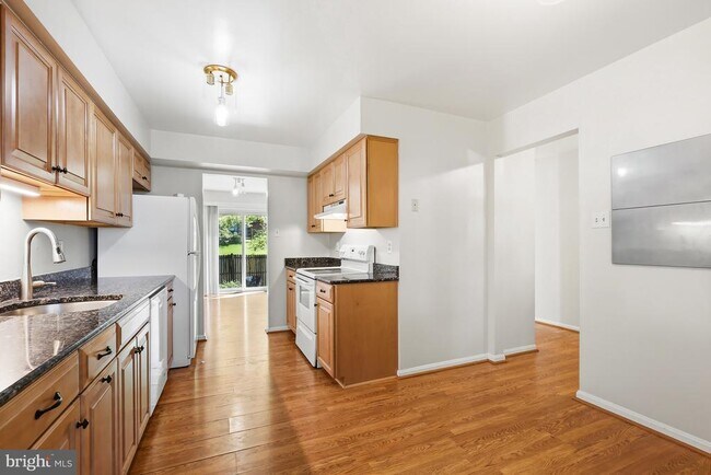 Foto del edificio - 4515 Boastfield Ln