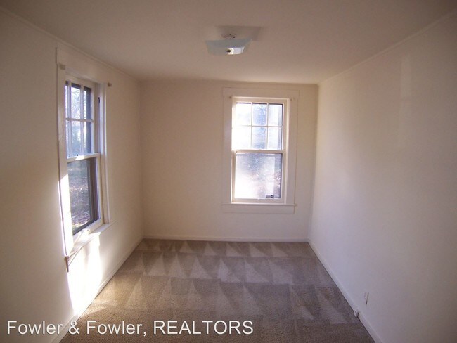 Building Photo - 409 Hobson St