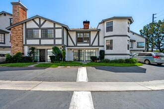 Building Photo - 9006 Stacie Ln