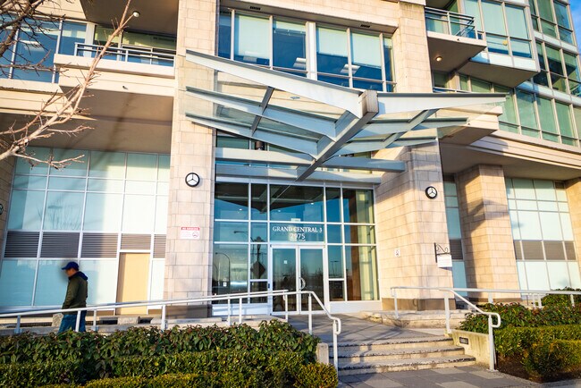Photo du bâtiment - 2975 Atlantic Ave