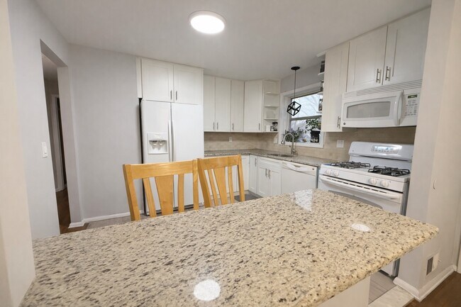 Foto del edificio - 2775 Morris Ave