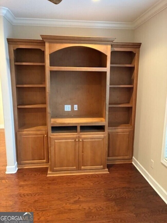 Building Photo - 156 Austin Ryan Dr