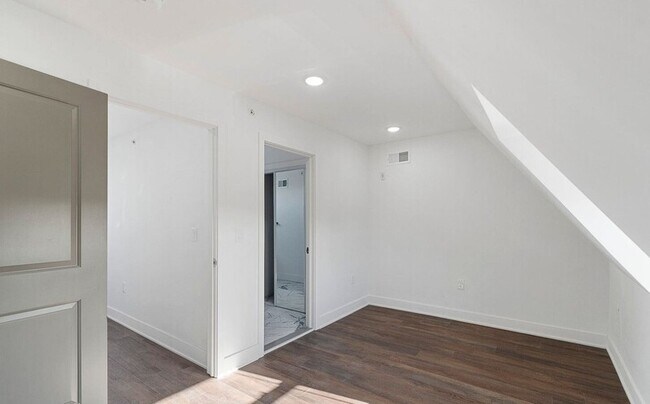 Foto del edificio - 1815 N 33rd St