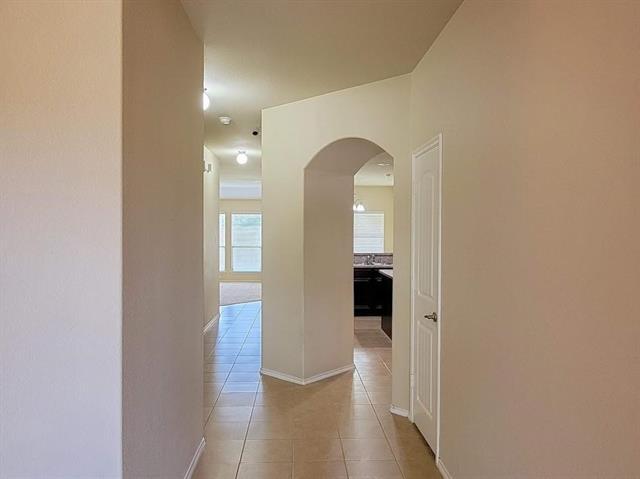 Building Photo - 130 Meadow Crest Dr