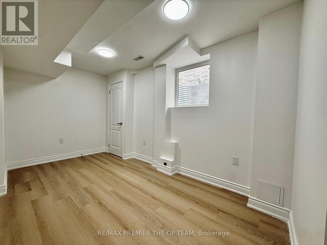 Building Photo - 62 Phoenix Blvd