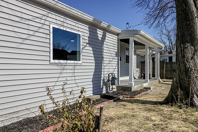 Foto del edificio - 3 bedroom 1 bath in Germantown!