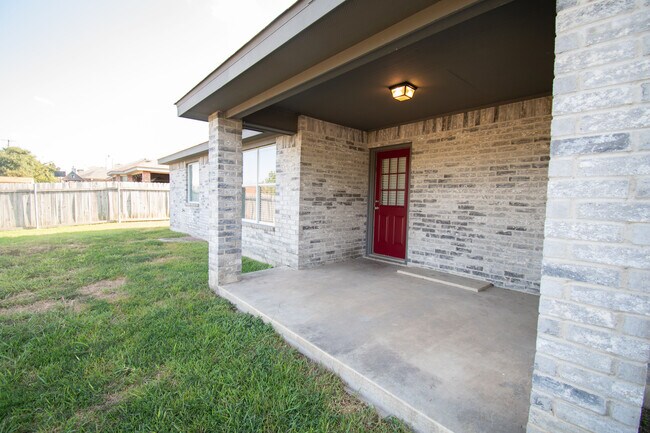 Foto del edificio - 5600 Shawn Dr
