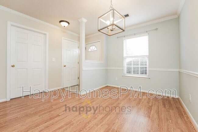 Foto del edificio - 1627 Dexter Ln