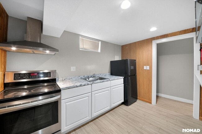 Foto del edificio - 4331 W 82nd Ave