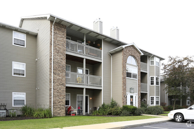 Building Photo - Woodbury Commons