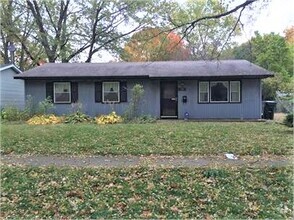 Building Photo - 906 Timothy Trail