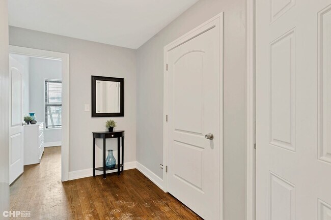 Foto del edificio - 414 E 43rd St