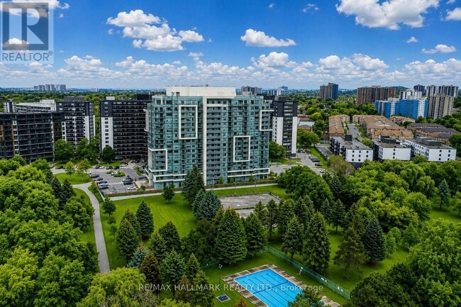 Building Photo - 1346 Danforth Rd