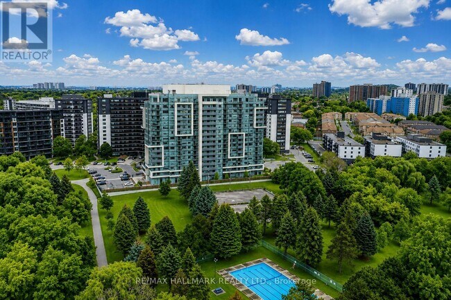 Photo du bâtiment - 1346 Danforth Rd