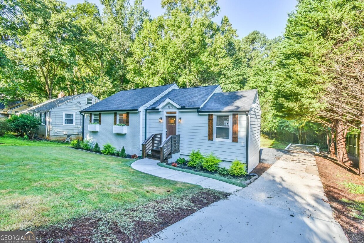 Primary Photo - 1225 Carter Rd