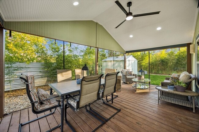 Building Photo - 4901 Prock Ln