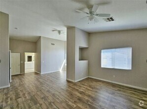 Building Photo - 8917 Waltzing Waters Ct