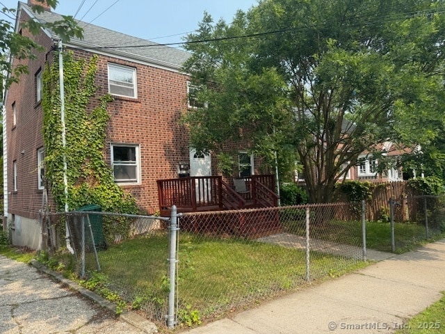 Primary Photo - 155 Clover St