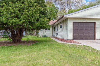 Building Photo - 414 Lemke St