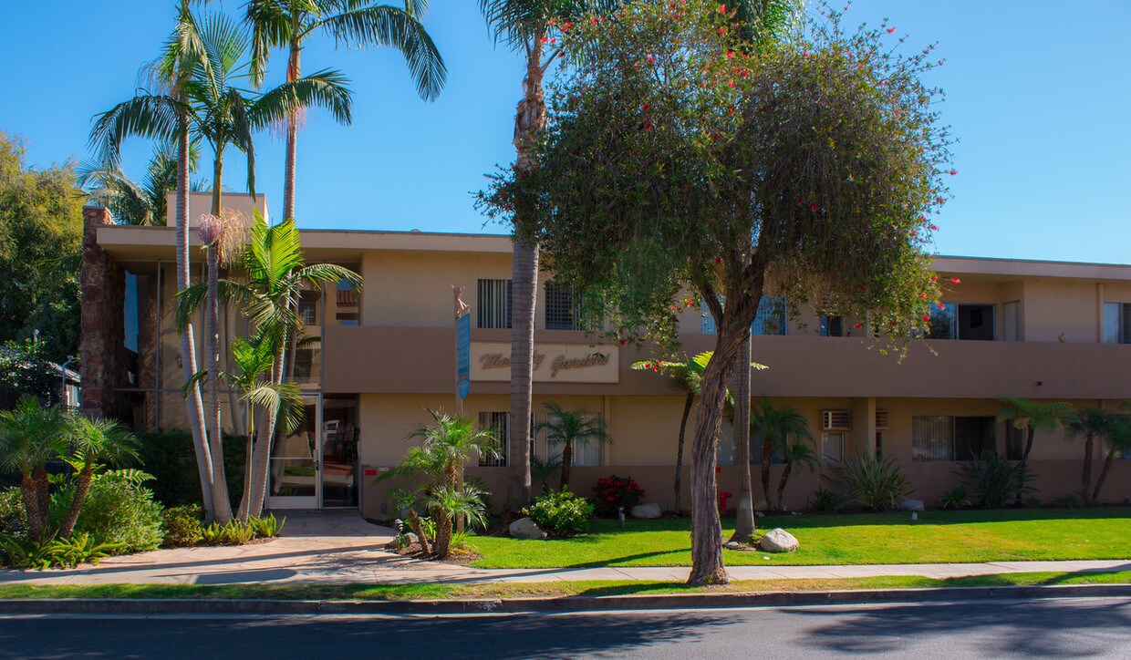Foto del edificio - 914 N Eucalyptus Ave