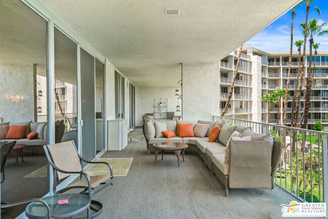 Foto del edificio - 900 Island Dr