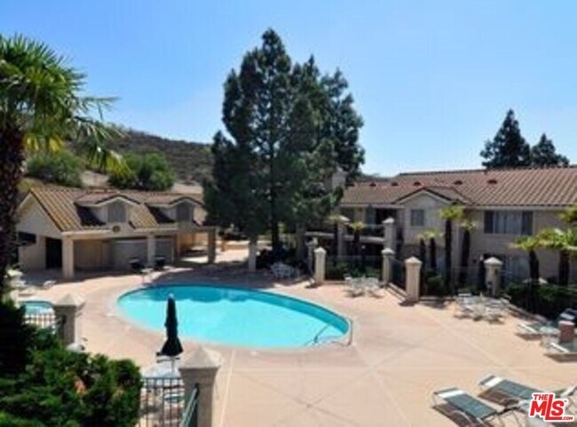 Foto del edificio - 271 Augustine Way