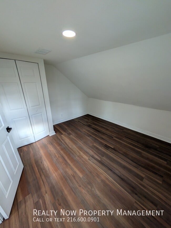 Foto del edificio - 7501 Berry Ave