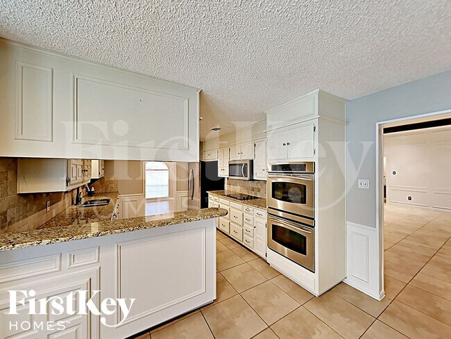 Building Photo - 1852 Rhinevalley Dr