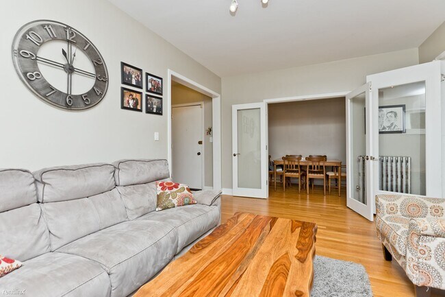 Foto del edificio - 2 br, 2 bath Condo - 1258 W Cornelia Ave