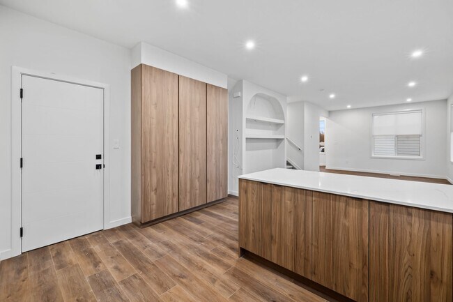 Photo du bâtiment - 9421 154 St NW