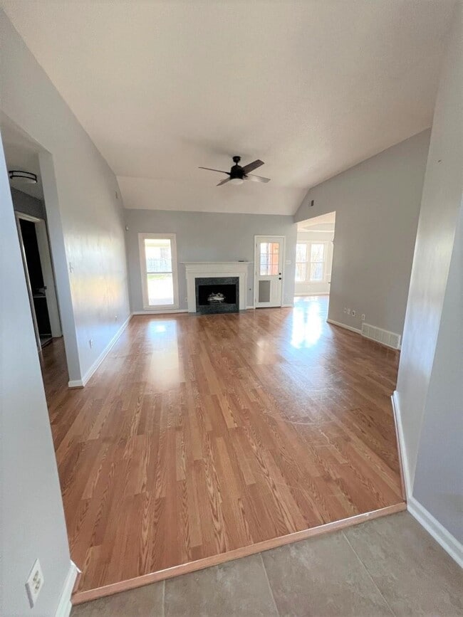 Building Photo - 1408 Squire Dudney Dr