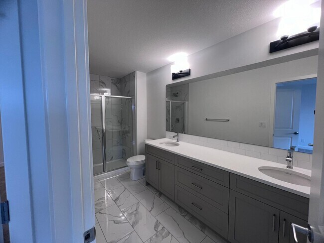 Photo du bâtiment - 1475 Plum Cir SW