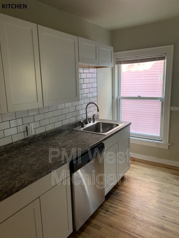 Foto del edificio - 817 Fairmount St SE