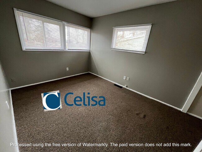 Building Photo - 2624 Trentman Ave