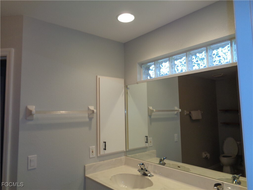 Primary Photo - 2830 SW 35th Ln