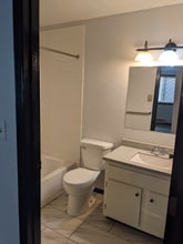 Building Photo - 300 Hopp Ave