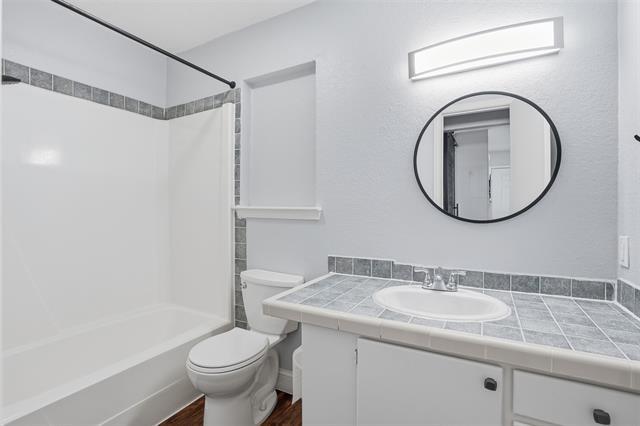 Foto del edificio - 209 E Lone Star St