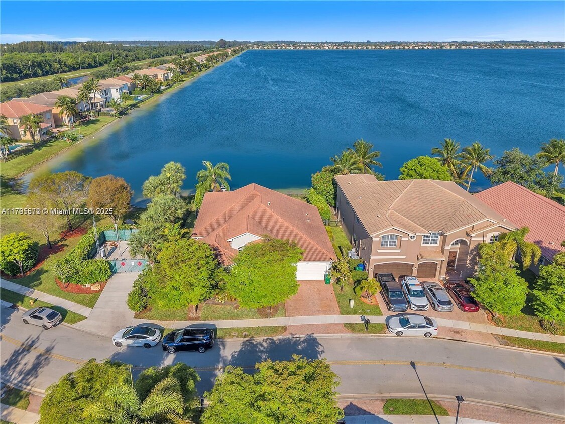 Foto principal - 5342 SW 173rd Ave